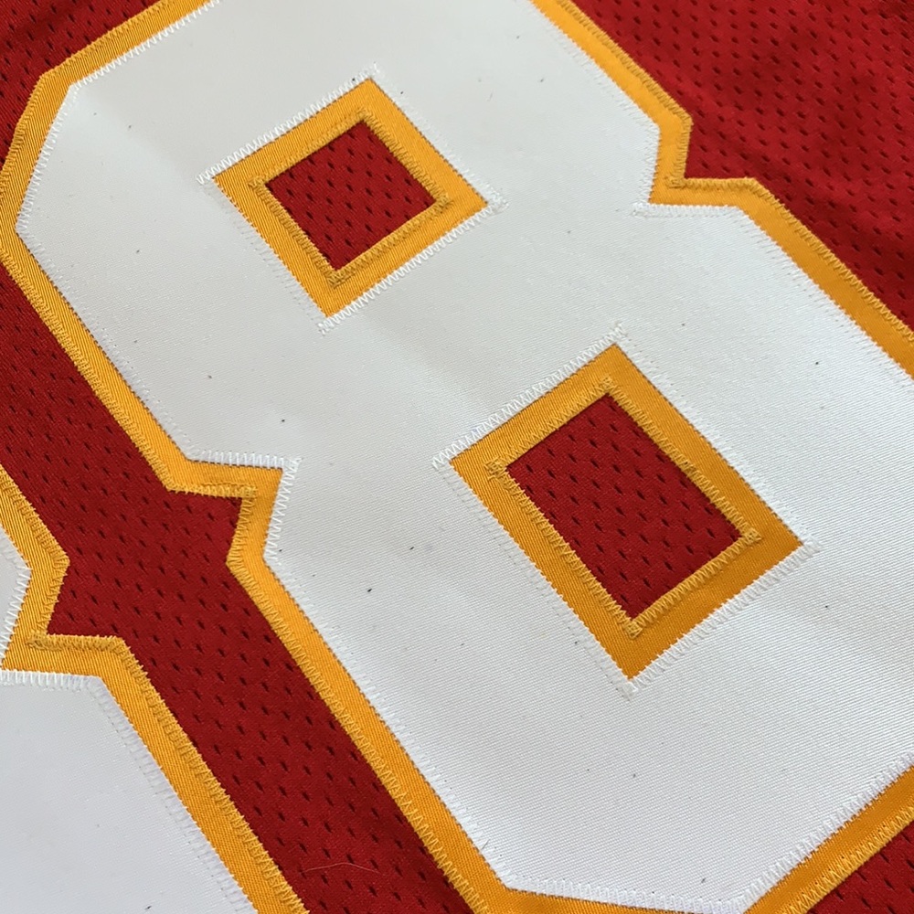 Kansas City Chiefs Signed Tony Gonzalez 88 Jersey - Picture 8 of 9